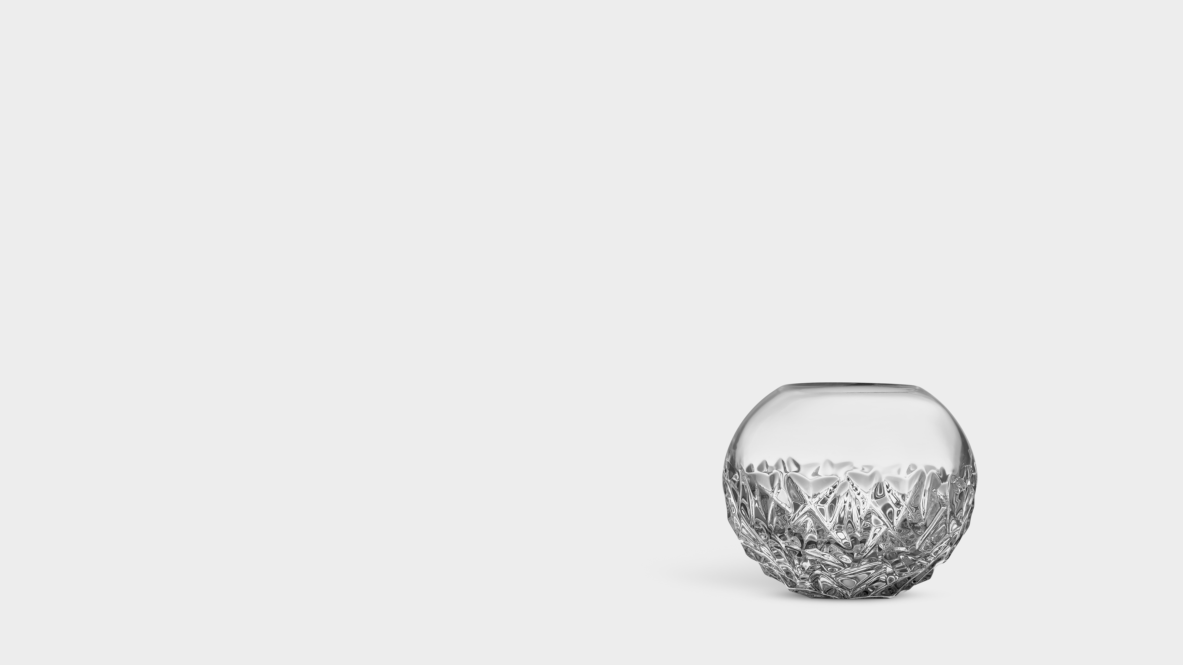 Carat globe vase 108mm Lena Bergström