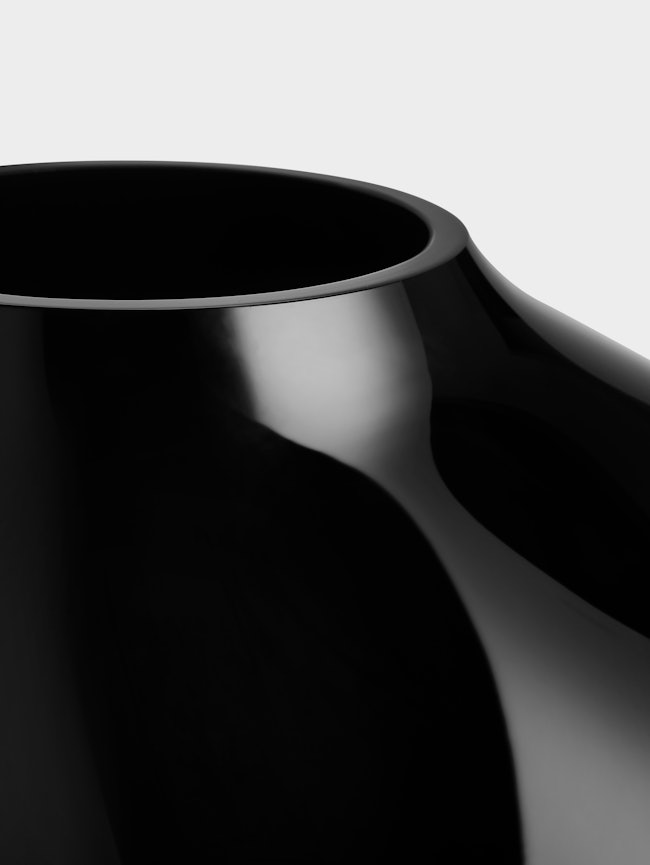 Ebon vase black 240mm