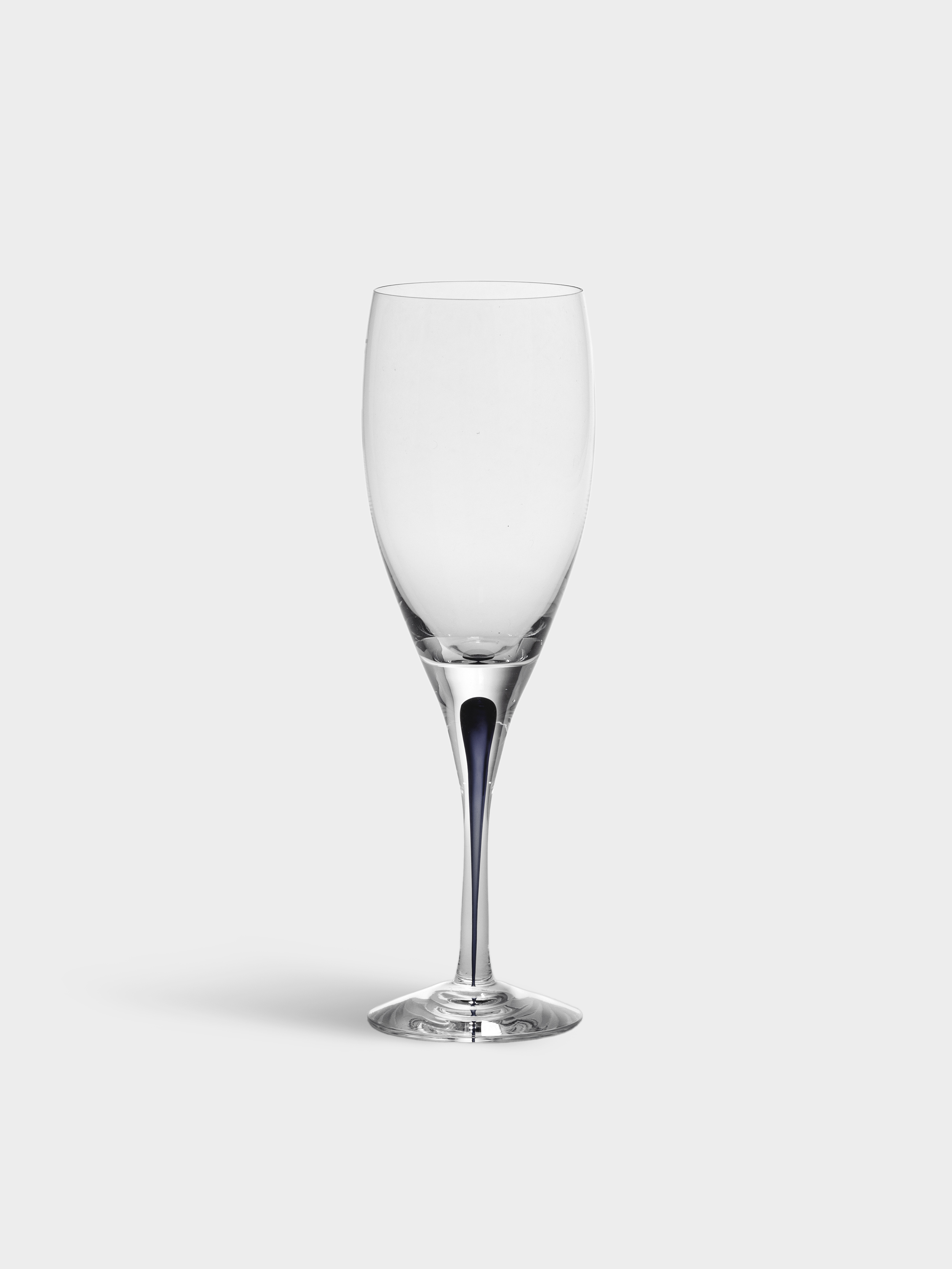 Intermezzo wine glass blue 32cl | Orrefors